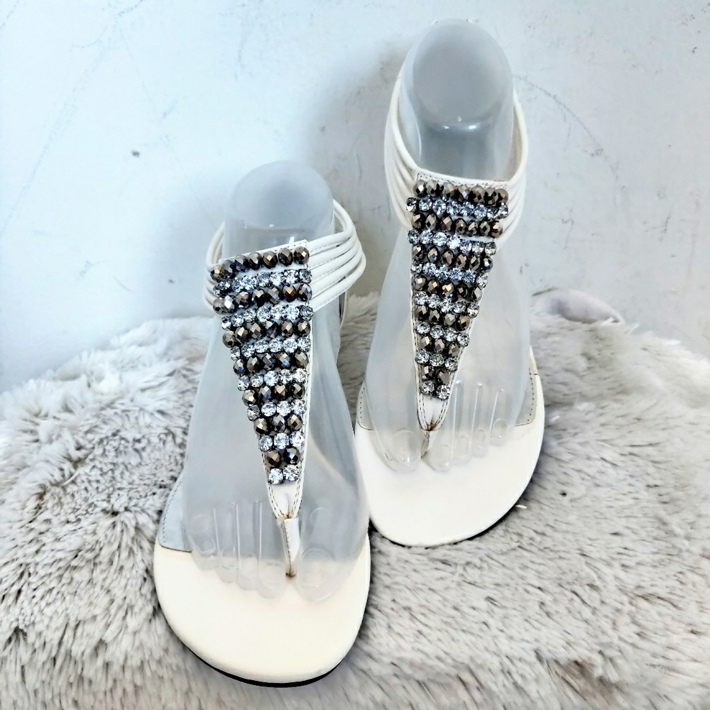 Bandolino Studded Rhinestone Gladiator Sandals 7.5